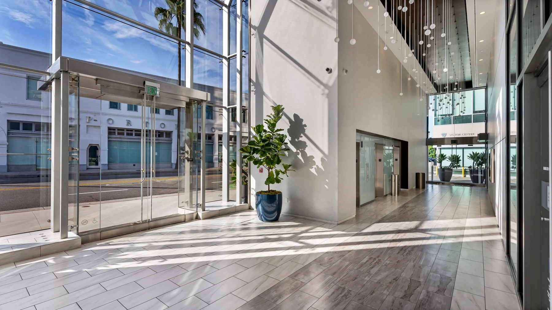 Building lobby at Enzo Dentistry