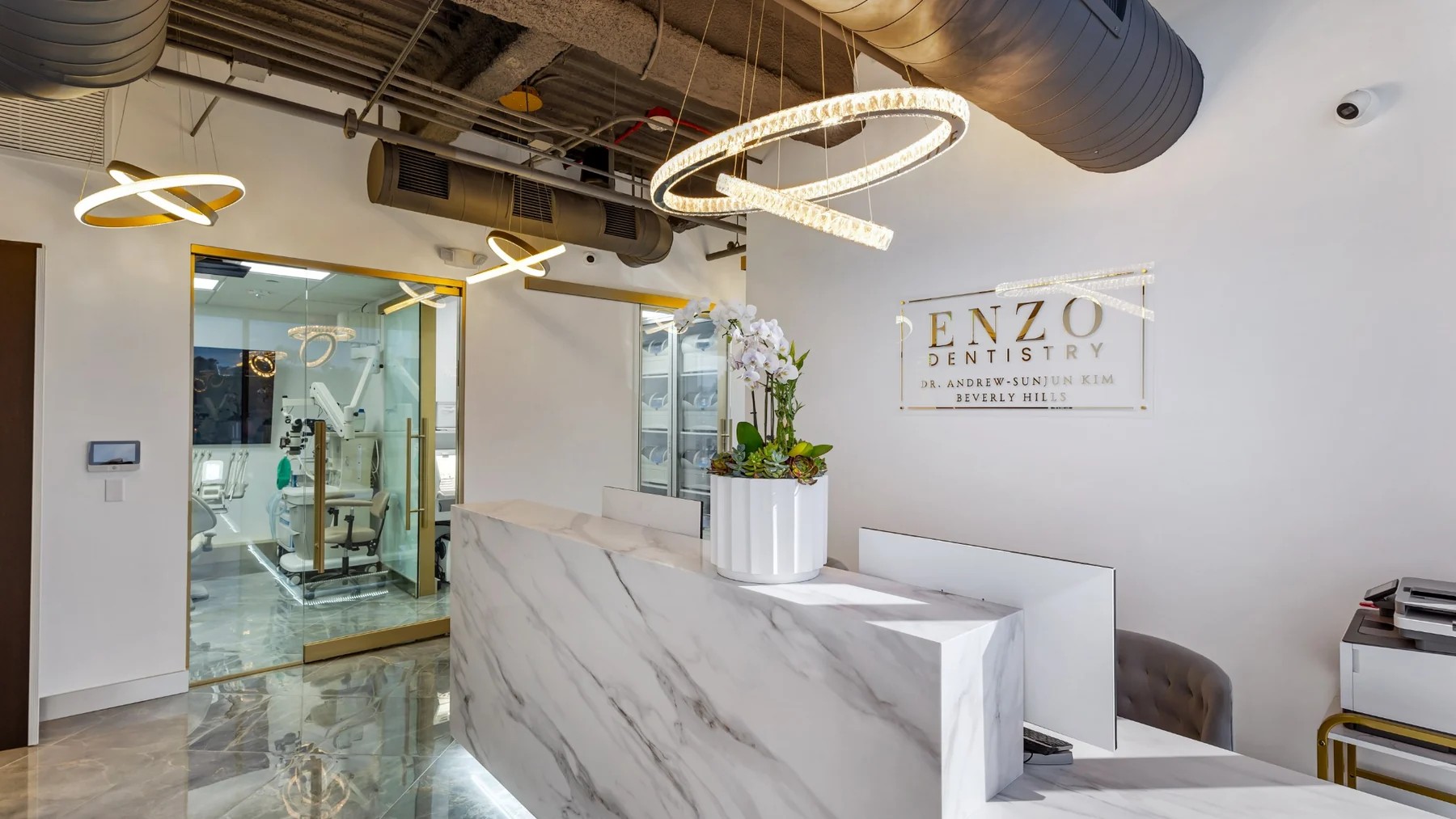 Enzo Dentistry private reception